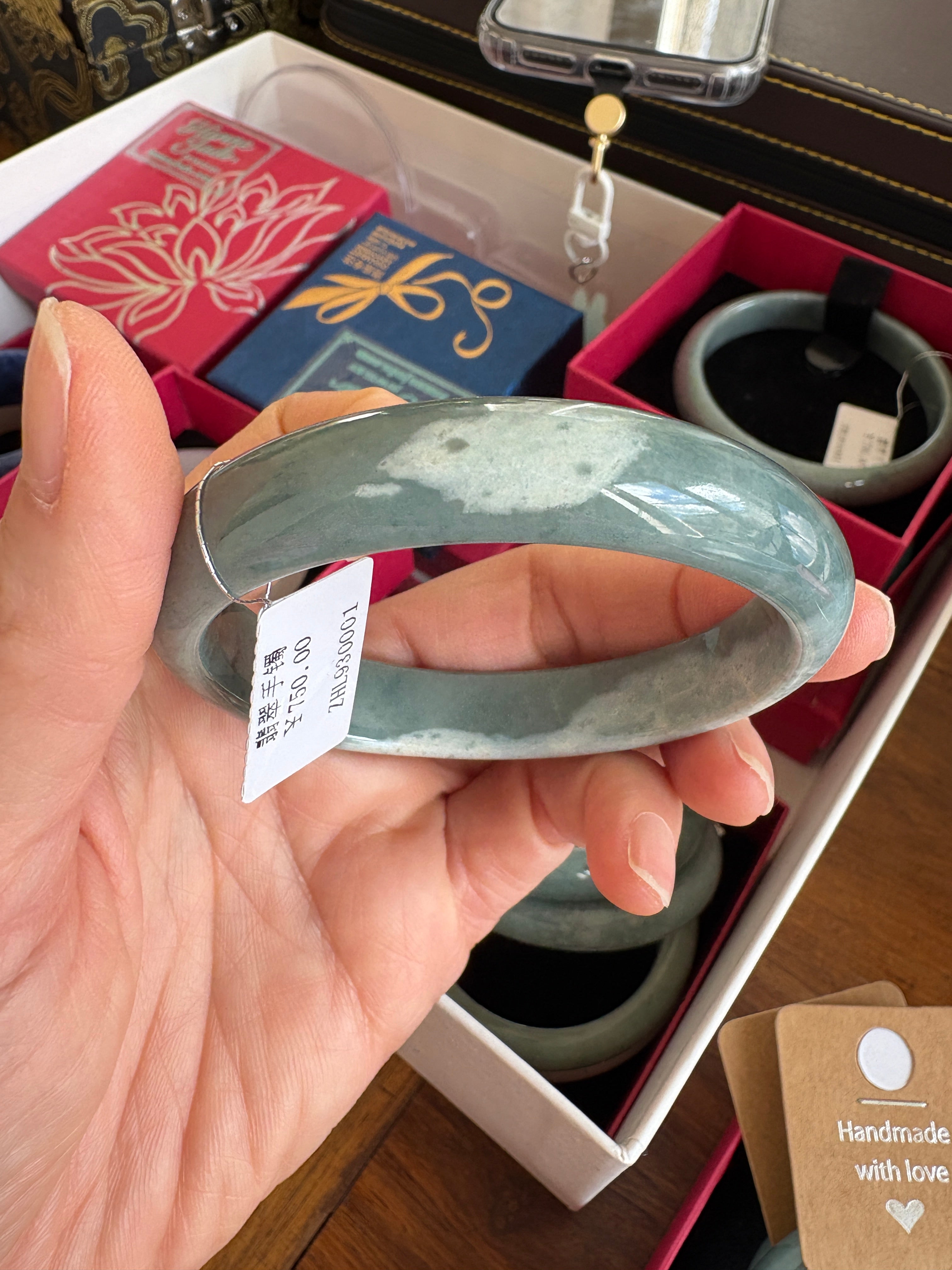 Snow on a Frozen Lake FeiCui Jade bangle